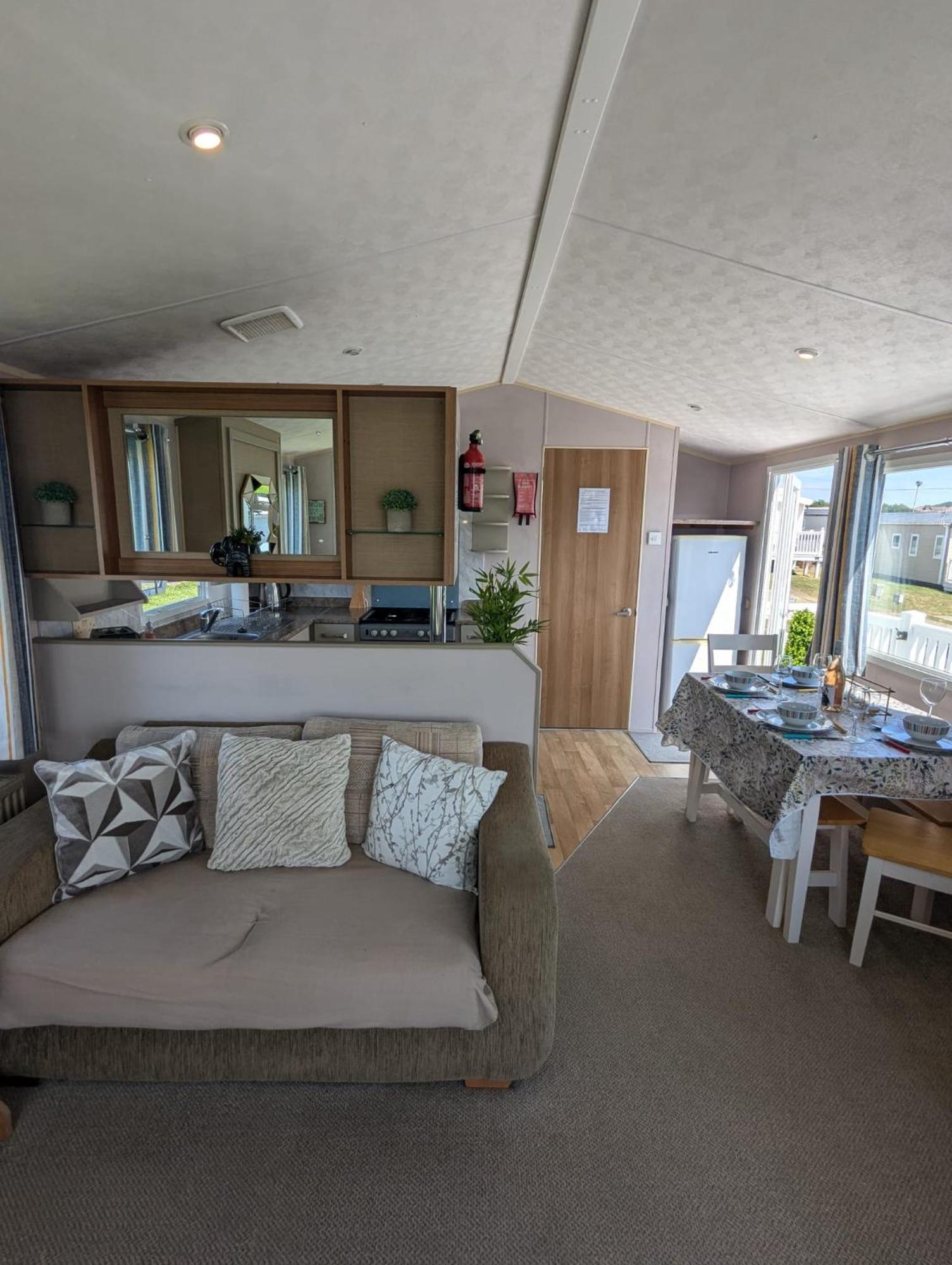 Lovely Family Dog Friendly Caravan On Littlesea Holiday Park Weymouth Haven Wyke Regis Екстер'єр фото